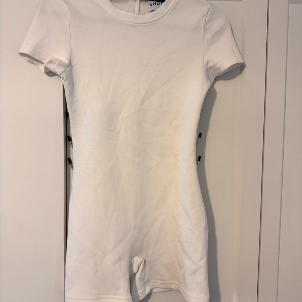 SNDYS White Short Sleeve Jumper/playsuit Full Zipper Back